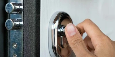 Mejores prácticas para cambiar tus cerraduras después de un robo