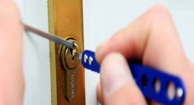 ¿Cómo puede un cerrajero ayudarte a mejorar la seguridad de tu hogar?