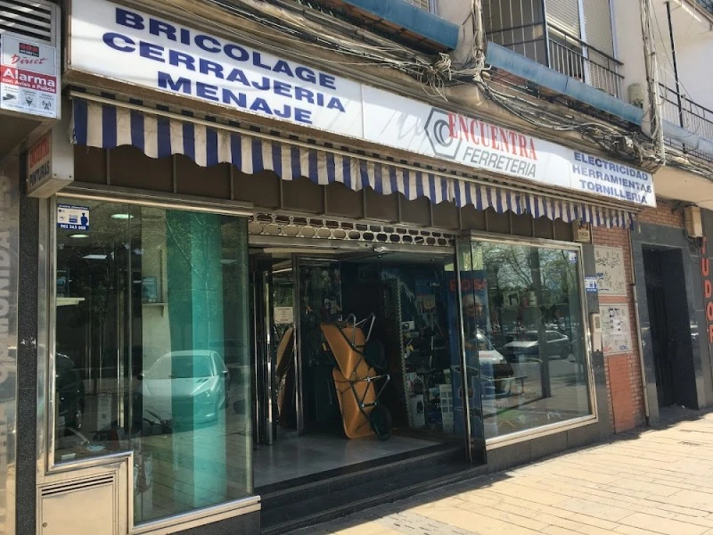 Encuentra Ferretería