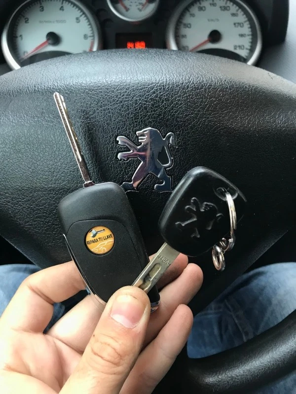 Repara Tu Llave - Cerrajeros Dénia - Duplicado De Llaves Y Mandos De Coche