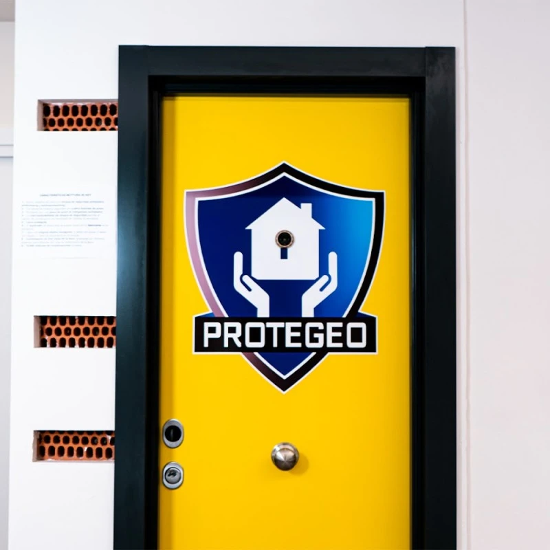 CERRAJERIA PROTEGEO SEGURIDAD - Puertas Acorazadas