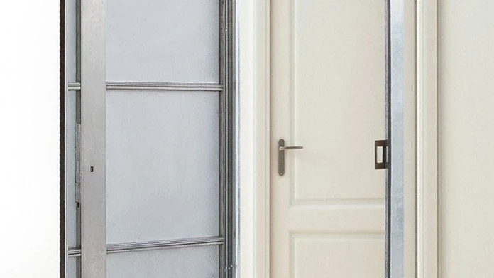 Puertas Antiokupas Mallorca. Alquiler y Venta. (Ade Elevation S.L)