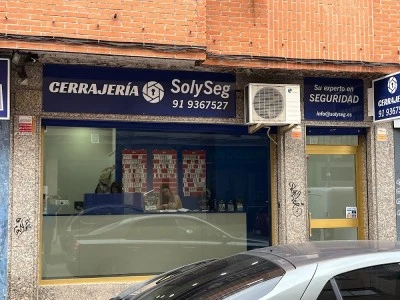 SOLYSEG | Cerrajería 24 horas | Copias de llaves