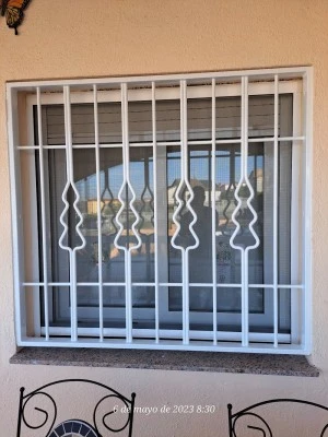 Maño Manitas Rejas Tarragona