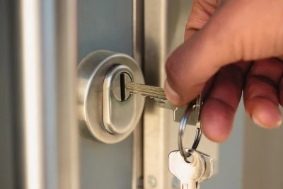 Cerrajería Barcelona | SEGURIPRO | Copia de Llaves | Cerrajero