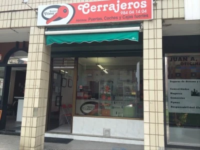 Cerrajero Vitienes