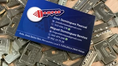 Reparación de calzado, copia de llaves, mandos de garaje, Zapatero Y cerrajería Fuengirola DOMPAS