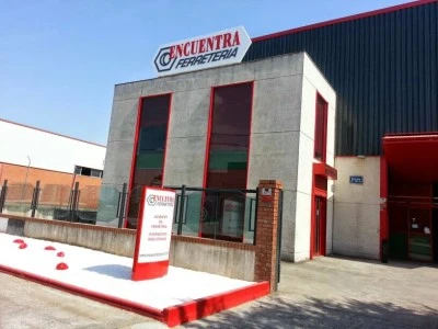 Encuentra Ferretería